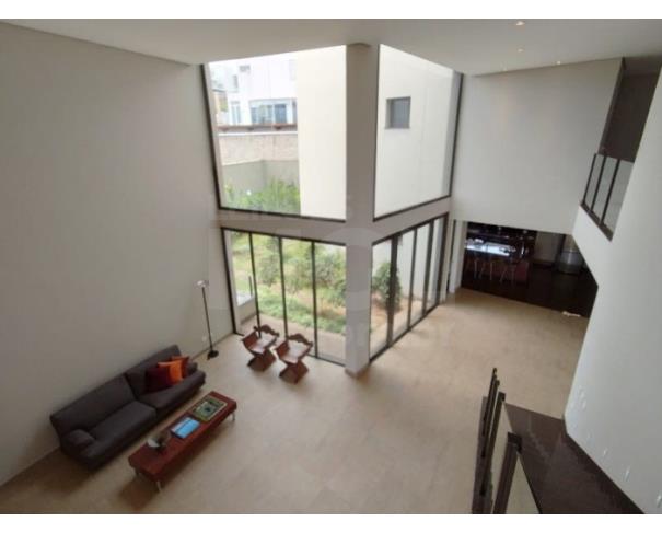 Foto de NOVA LIMA/MG – Casa com a área de 928,29m², situada em Alphaville Lagoa dos Ingleses Fase II