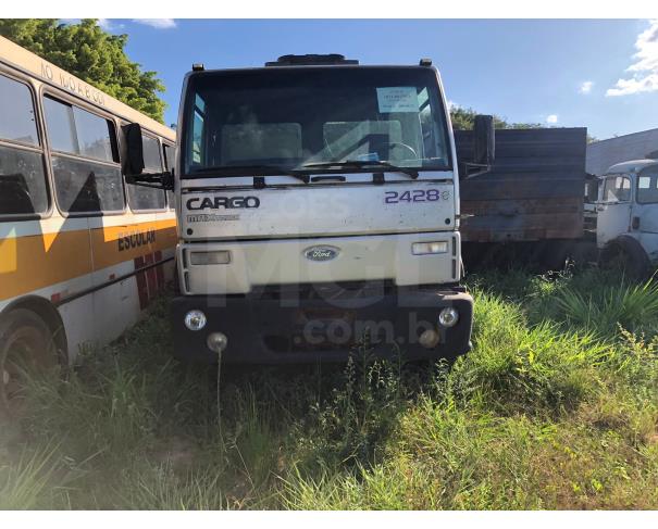 Foto de LOTE 003- CAMINHÃO FORD CARGO 2422 E ANO 2006/2006 JB21630