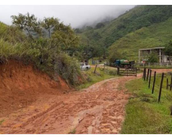 Foto de SILVA JARDIM/RJ — Fazenda com 305.80.00 hectares ou 63,19 alqueires
