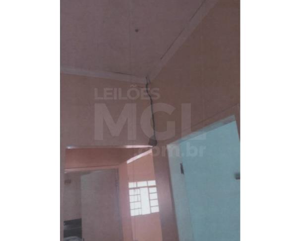 Foto de GOIÂNIA/GO — Casa com 3 quartos no Bairro Setor Universitário