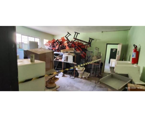 Foto de SENADOR POMPEU/CE - Lote de Geladeiras, Mesas, Ventiladores e entre outros