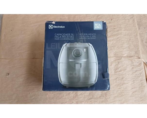 Foto de ITAÚNA/MG - AIR FRYER ELECTROLUX 