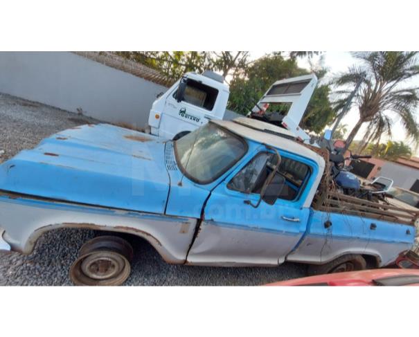 Foto de APARECIDA DE GOIÂNIA/GO - CHEVROLET C1404 - PARA RETIRADA DE PEÇAS - MOTOR INSERVÍVEL