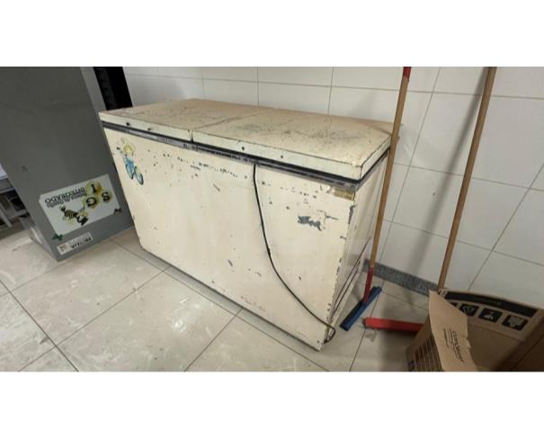 Foto de ITATIAIUÇU/MG-Caixa térmica, freezers, balança.