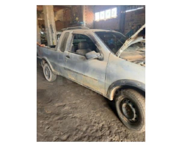 Foto de CONGONHAL/MG - FIAT Strada Fire CE - 2003/2004