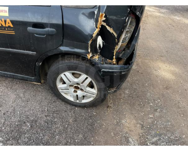 Foto de ITAÚNA/MG- VOLKSWAGEN GOL 16V SPORT 2002/2002- PA13230