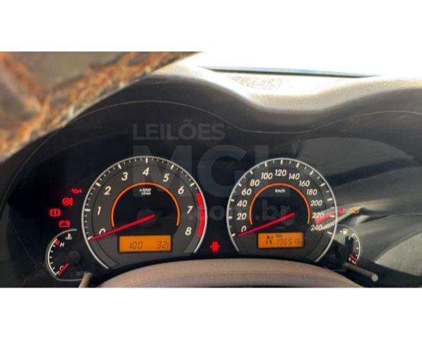 Foto de ITAÚNA/MG - TOYOTA/COROLLA GLI ANO 2012/2013 - SC1099