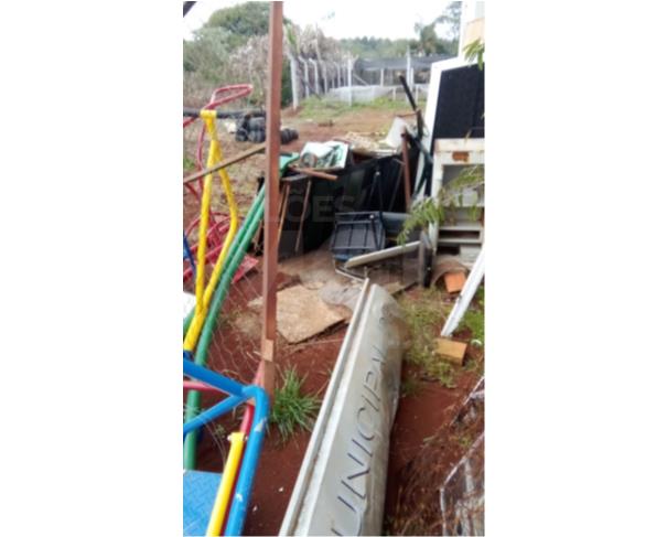 Foto de FLOR DA SERRA DO SUL/PR-Sucata ferrosa (ventilador industrial, arquivo metálico, portas metálicas, cofre, brinquedos de parque).