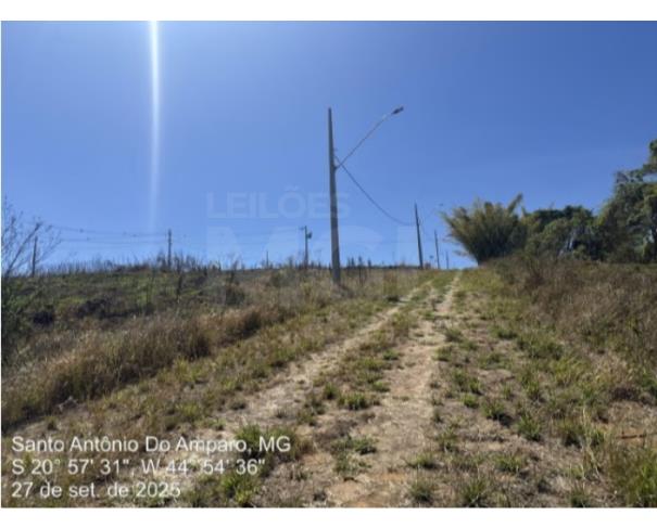 Foto de SANTO ANTÔNIO DO AMPARO/MG — Lote com área de 200m² no Residencial Ouro Branco