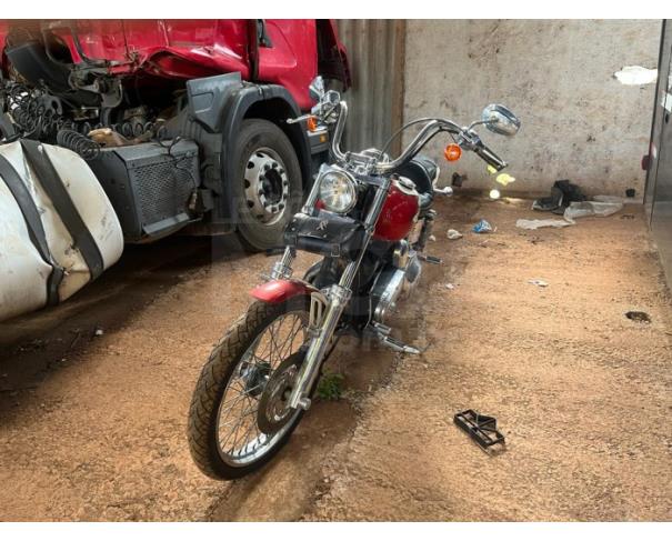 Foto de LAVRAS/MG - MOTOCICLETA HARLEY DAVIDSON -1979/1979 - COR BRANCA(PROVENIENTE DE DOAÇÃO). 
