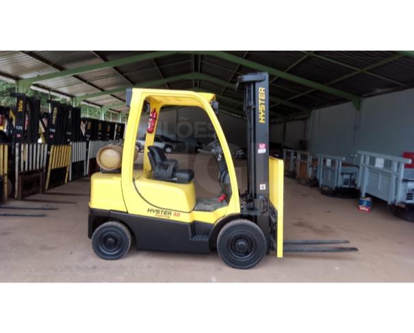 Foto de ITAÚNA/MG - EMPILHADEIRA - HYSTER H50FT - TRIPLEX - ANO: 2011/2011 - PA12984