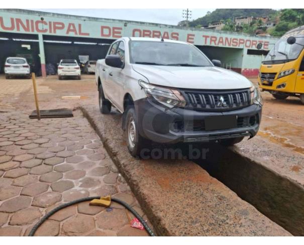 Foto de BOM JESUS DO GALHO/MG - Caminhonete Mitsubishi L200 Triton Sport GL, 2018/2019, DIESEL 