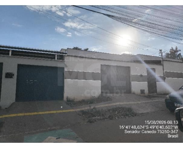 Foto de SENADOR CANEDO/GO — Casa com 682m², 2 quartos (F8444425536930)