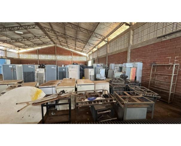 Foto de VALENÇA/BA – Sucata Ferrosa Diversas (Fogões, geladeiras, armários de ferro, diversos mecânica, ventiladores, monitores, CPU’s, macas dentre outros)