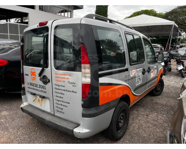 Foto de ITAÚNA/MG- FIAT DOBLO ELX 2005/2006 BAIXADO- PA13525