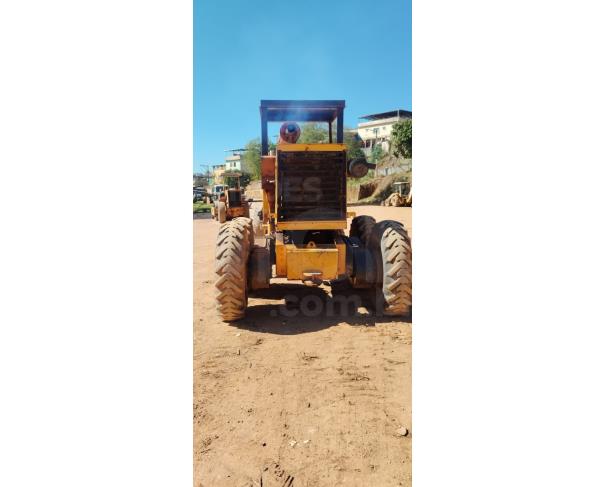 Foto de MURIAÉ  MG PATROL HUBERWACO 130 - ANO APARENTE 1984
