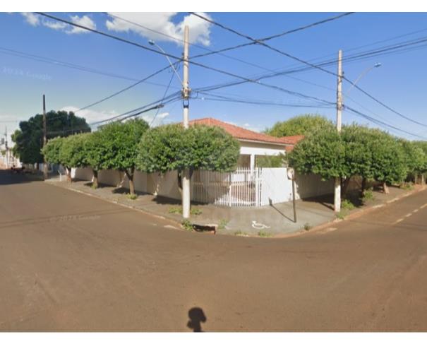 Foto de ITURAMA/MG — [Fração ideal de 1/6 de] Imóvel residencial com 03 dormitórios no Centro.