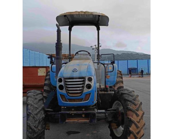 Foto de IBITURUNA/MG - Trator LS U80