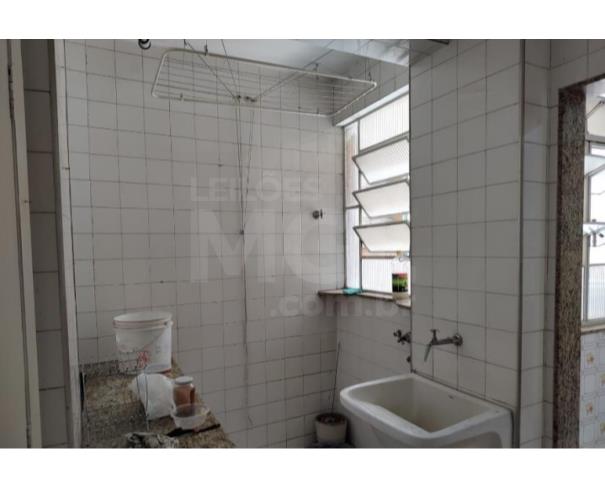 Foto de PONTE NOVA/MG – Apartamento com a área de 100,00m², situado no Centro