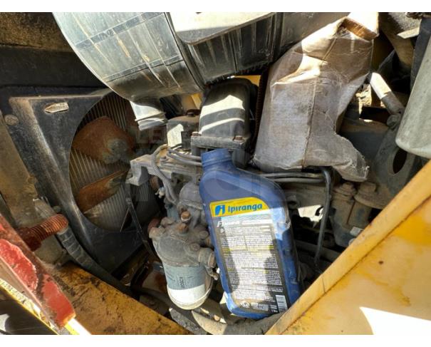 Foto de Marataízes/ES- Retroescavadeira New Holland, modelo B95B