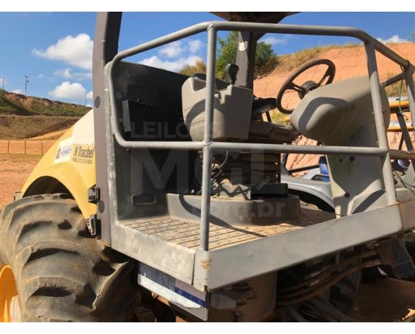 Foto de PRESIDENTE KENNEDY/ES - Rolo compactador volvo, SD105F