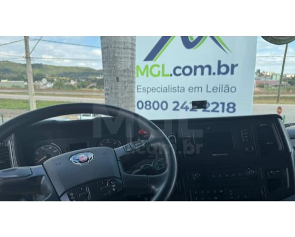 Foto de ITAÚNA/MG - CAVALO TRATOR SCANIA/R460 A6X2 ANO 2023/2024 - SC1115