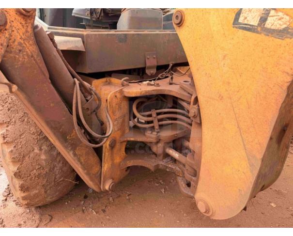 Foto de TIROS/MG - Retroescavadeira JCB, modelo 3C
