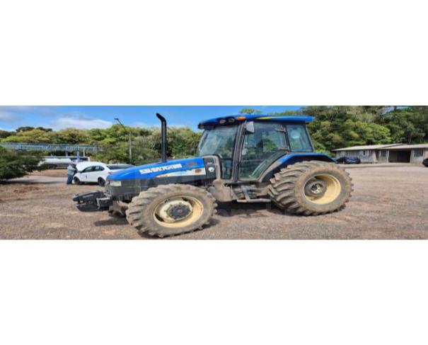 Foto de CAMPESTRE DA SERRA/RS - Trator Agrícola Cabinado New Holland – modelo TL75E – 4x4