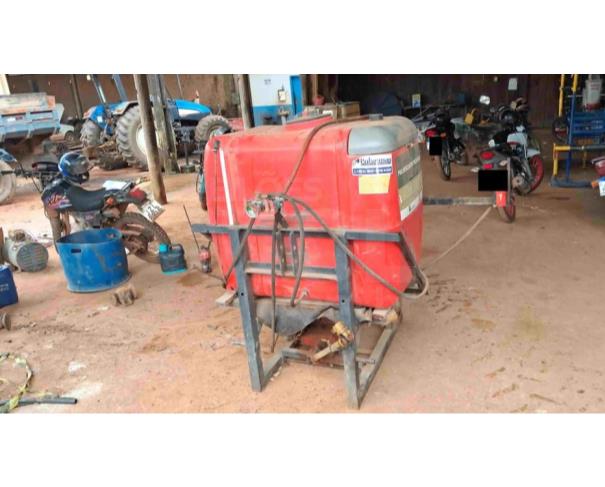 Foto de NOVO HORIZONTE DO NORTE/MT - Pulverizador para trator, marca Puvelmaq 600L, nº 7774