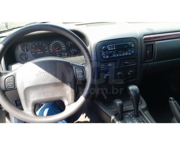 Foto de ITAÚNA/MG- JEEP GRAND CHEROKEE LAREDO 4.0 AUT.  2000/2000- PA12225
