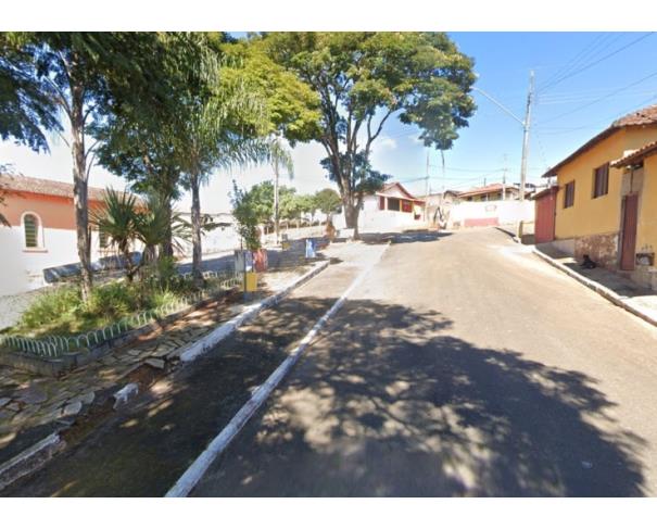 Foto de CORDISLÂNDIA/MG — Lote com 284,00m² com uma casa no Centro