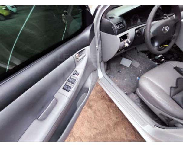 Foto de ITAÚNA/MG- TOYOTA COROLLA XEI 1.8 VVT 2003/2004- PA13120