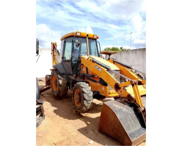 Foto de SÃO GERALDO DO BAIXIO/MG -  Retroescavadeira JCB, modelo 3C.