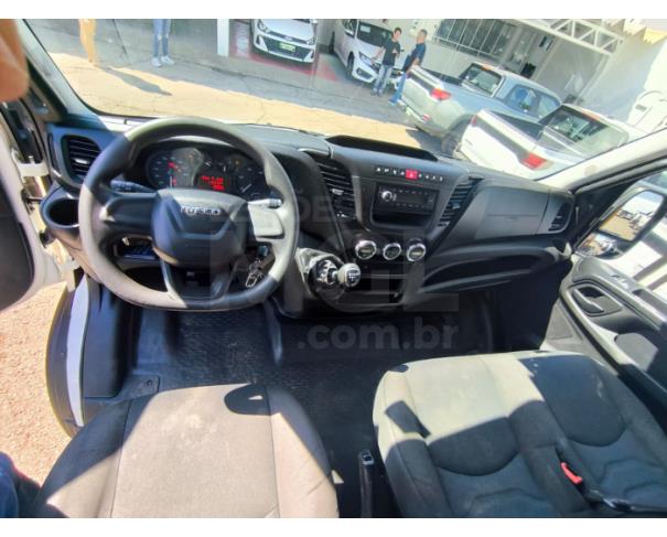 Foto de ITAÚNA/MG- IVECO DAILY 35 150CS 2020/2021- PA13426