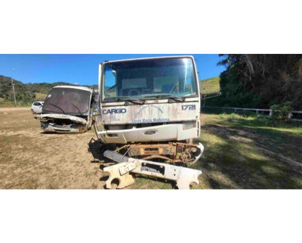 Foto de SANTA MARIA MADALENA/RJ - Caminhão Basculante Ford Cargo 1721, 2003/2003, DIESEL 