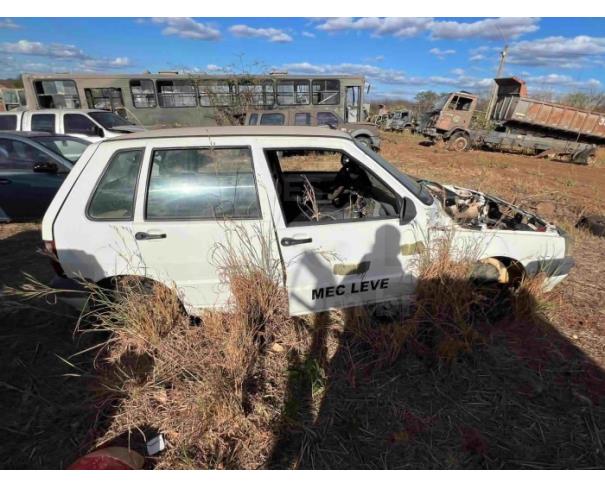 Foto de PICOS/PI - LOTE COMPOSTO POR  FIAT/UNO MILLE ECONOMY, 2011/2012, FLEX E SUCATA DE FERRAGENS EM GERAL 
