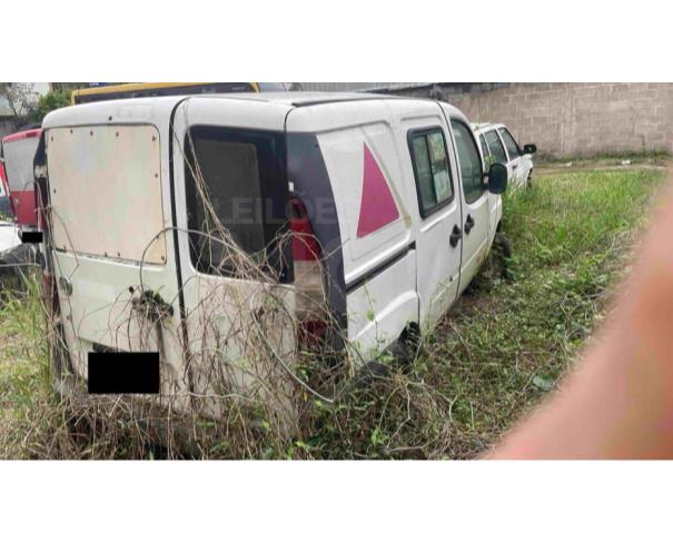 Foto de SANTA RITA DE JACUTINGA/MG - Caminhonete Fiat/ Doblo Rontan AMB2, 2009/2009, FLEX 