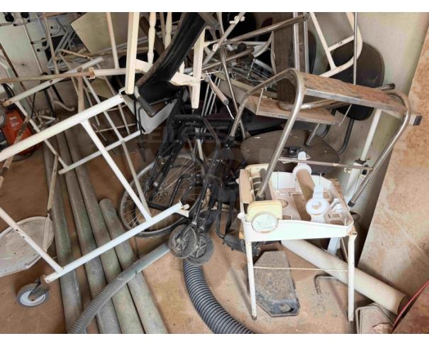 Foto de TIROS/MG - LOTE COMPOSTO POR MÓVEIS, EQUIPAMENTOS, ELETRÔNICOS E BENS DIVERSOS