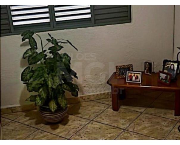 Foto de LEOPOLDINA/MG — Casa 3 quartos no pavimento térreo no Bairro Rosário