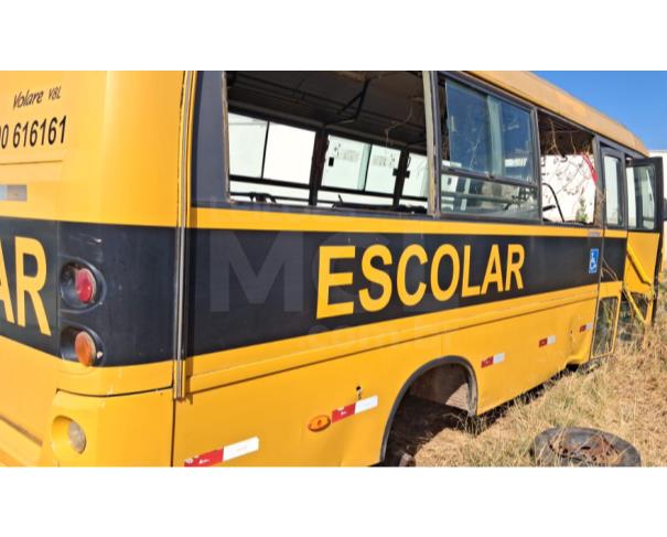 Foto de ASSARÉ/CE - Ônibus Marcopolo Volare V8L Escolar, 2010/2010