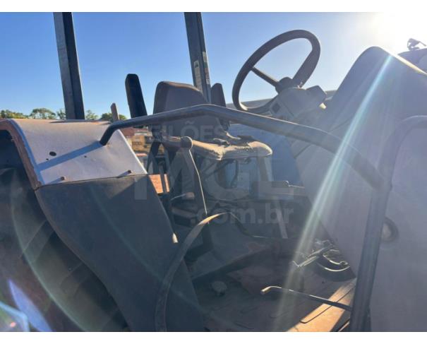 Foto de PONTES GESTAL/SP - Trator Agrícola New Holland, modelo TL75E