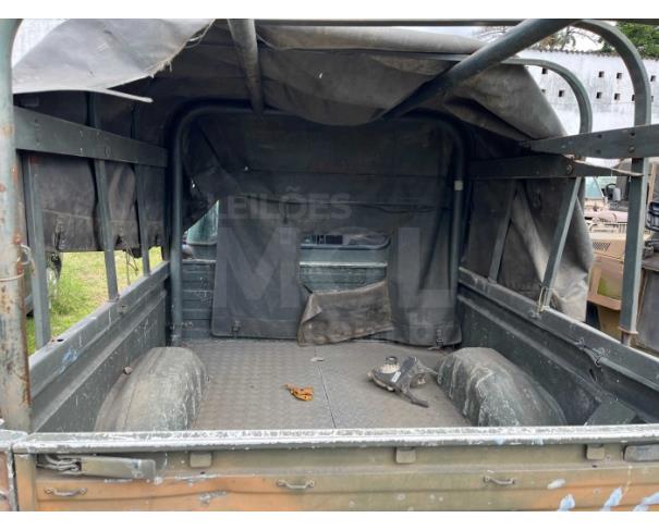 Foto de RIO DE JANEIRO/RJ- VTNE PICAPE EMP GE DEFENDER 110 3/4T 4X4 LAND ROVER