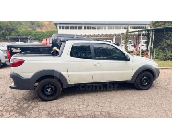 Foto de ITAÚNA/MG - CAMINHONETE FIAT/STRADA HARD WORKING CABINE DUPLA E ANO 2017/2017 - SC1128