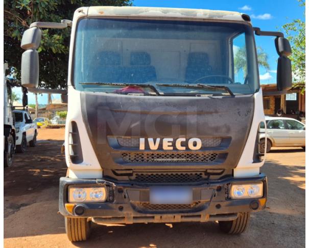 Foto de HIDROLÂNDIA/GO - Caminhão Iveco / Tector 170E22, 2013/2014
