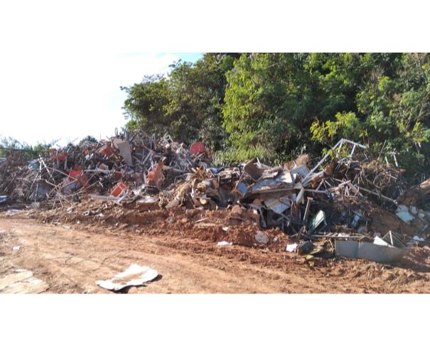 Foto de LOTE 022- Sucata de ferro velho- P74823