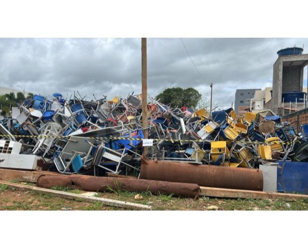 Foto de AMARGOSA/BA - Sucatas metálicas, mobiliários e equipamentos diversos inservíveis