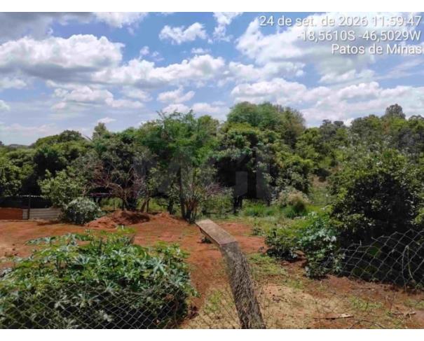 Foto de PATOS DE MINAS/MG - Lote urbano com área de 4.523,46 m², localizado no bairro Altos dos Caiçadas 