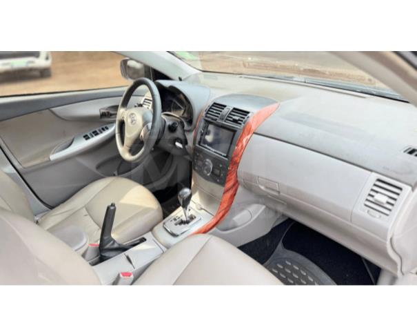 Foto de ITAÚNA/MG - TOYOTA/COROLLA XEI 2.0 FLEX - ANO: 2011/2011 - B1041