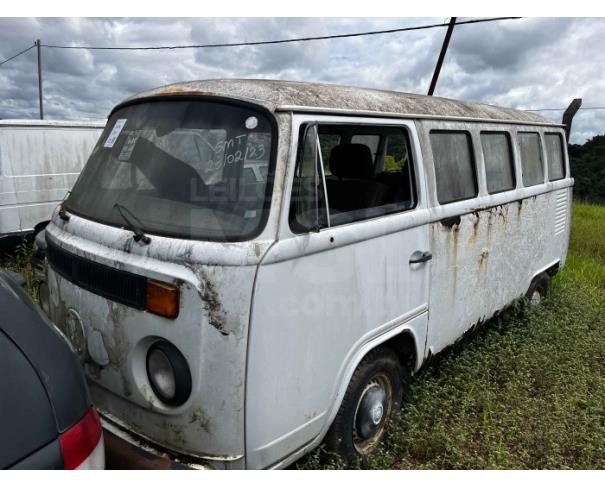 Foto de JUNDIAÍ/SP-VEÍCULO CONSERVADO SEM MOTOR-VW/KOMBI-1996/1996