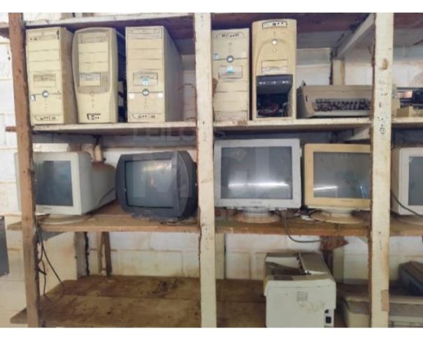 Foto de PORCIÚNCULA/RJ - Material de informática (CPUs, monitores, impressoras estabilizadoras). 
